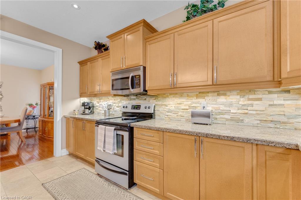365 Valridge Drive Property Photo 14