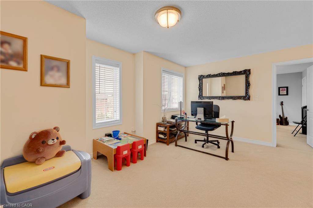 365 Valridge Drive Property Photo 18
