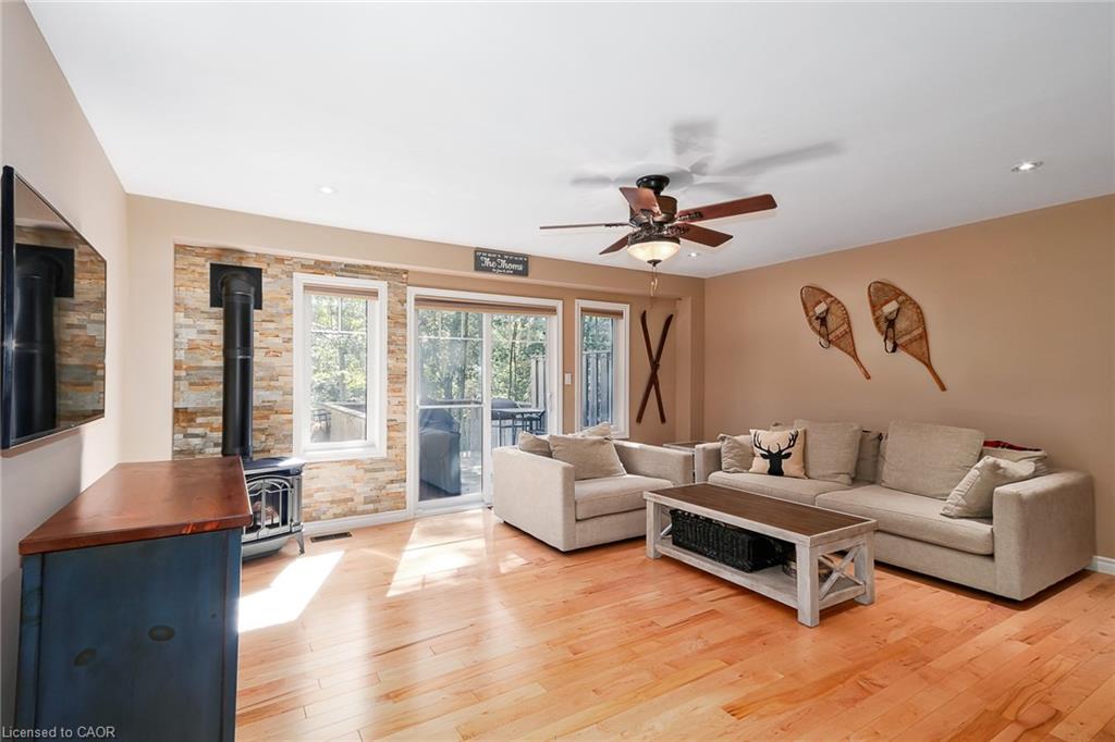 72 Silver Glen Boulevard Property Photo 10