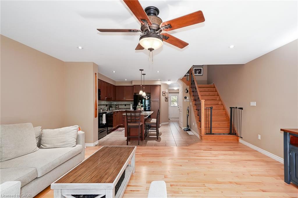 72 Silver Glen Boulevard Property Photo 13