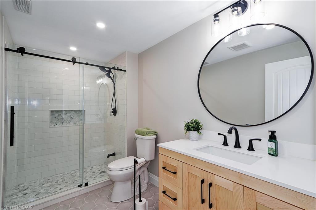 72 Silver Glen Boulevard Property Photo 26