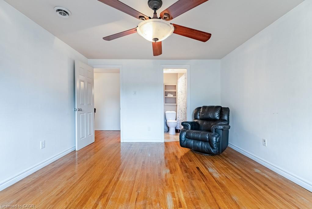 4-4042 Longmoor Drive Property Photo 21