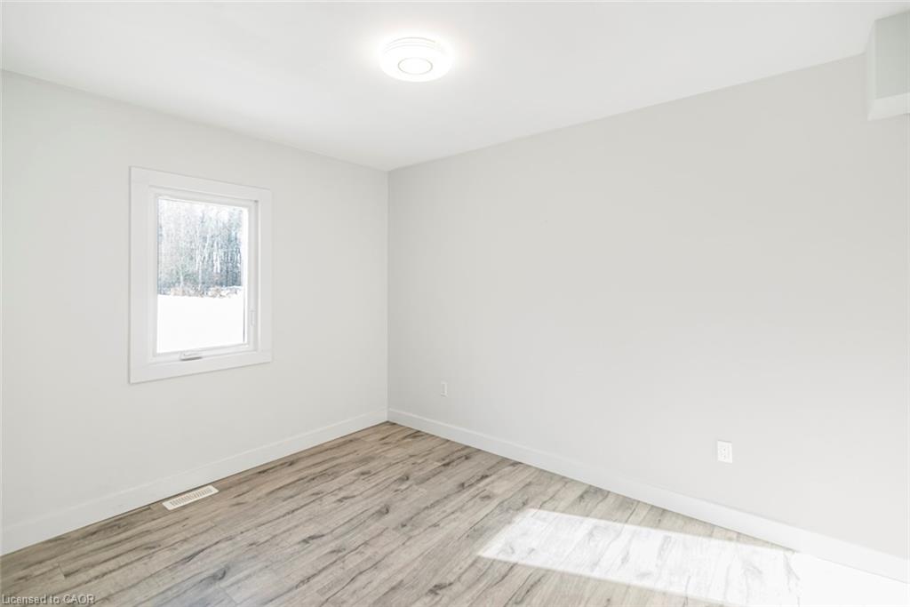 100 Green Mountain Road E Property Photo 17