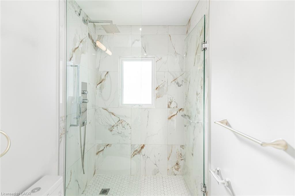 100 Green Mountain Road E Property Photo 19