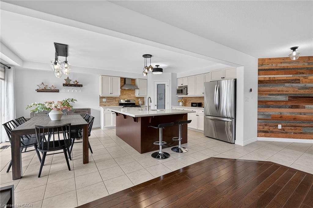 387 Murray Street Property Photo 8