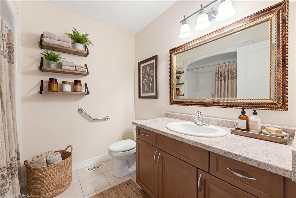 6 General Street Property Photo 10