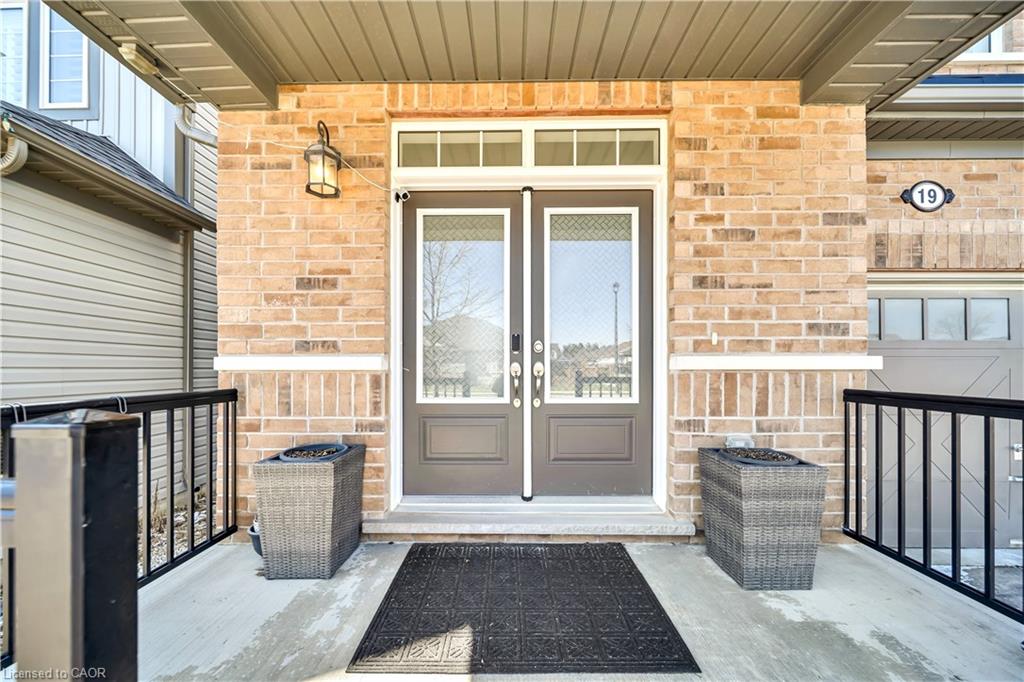 19 Findlay Way Property Photo 6