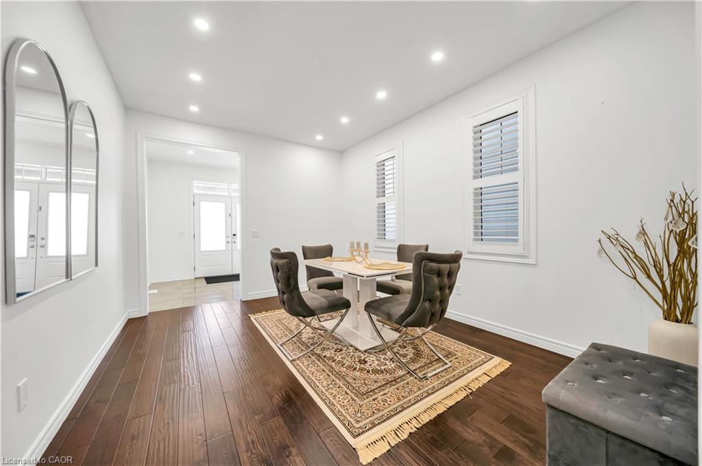 19 Findlay Way Property Photo 10