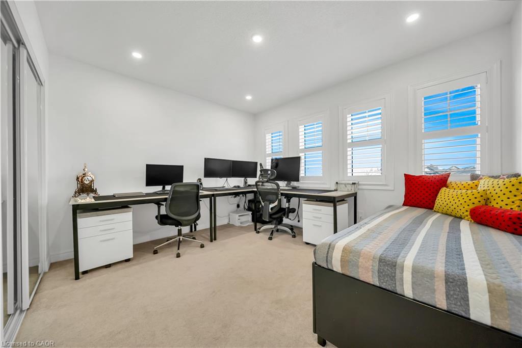 19 Findlay Way Property Photo 30