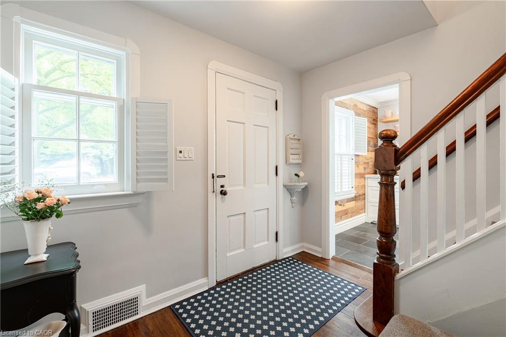 32 Park Avenue Property Photo 8