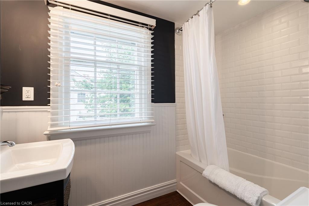 32 Park Avenue Property Photo 27