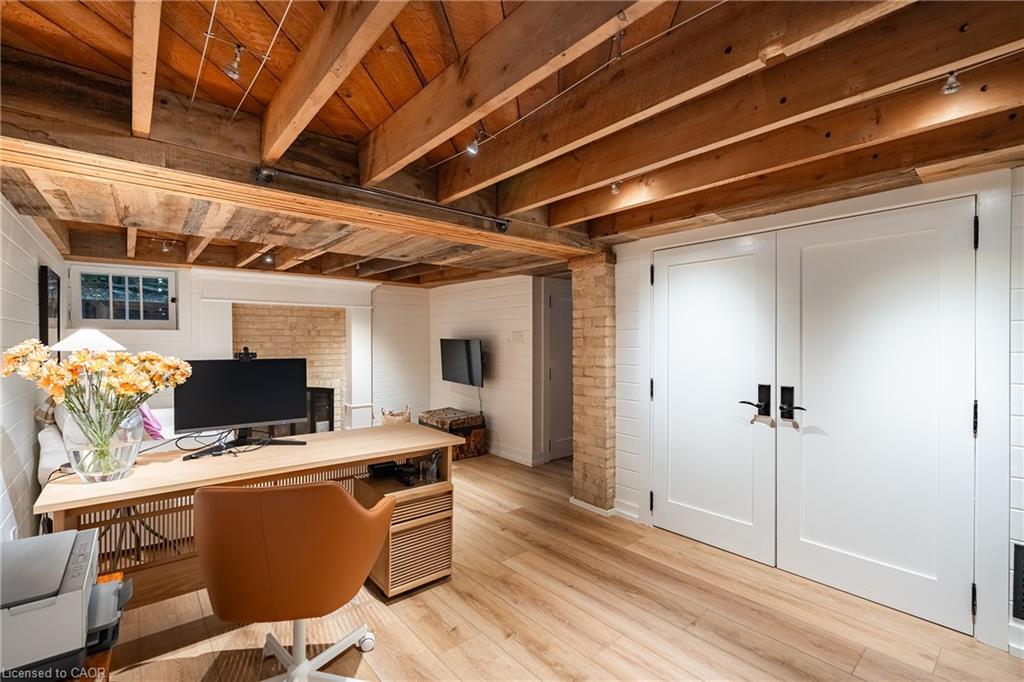 32 Park Avenue Property Photo 29