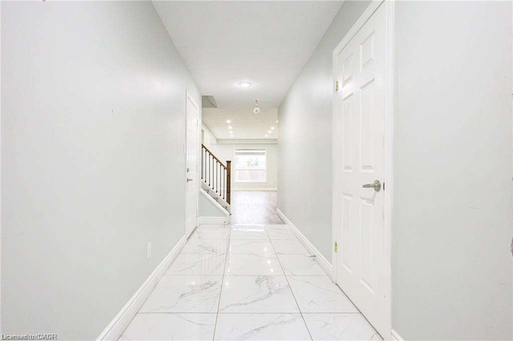 110 Commonwealth Street Property Photo 3
