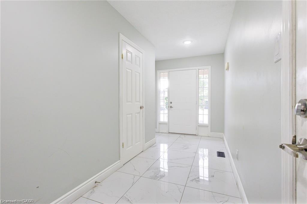 110 Commonwealth Street Property Photo 4