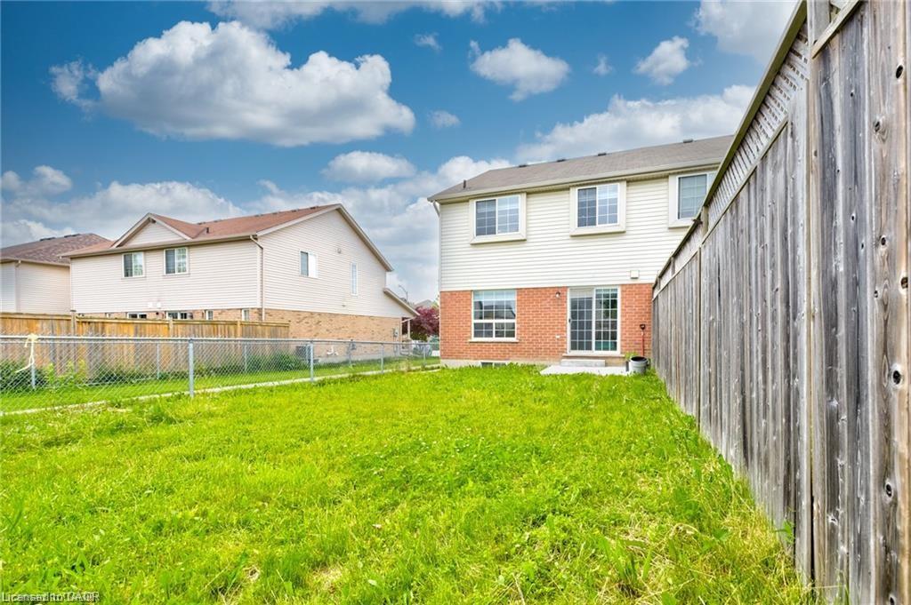 110 Commonwealth Street Property Photo 29