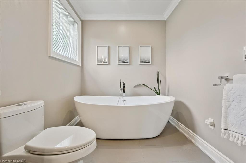 3092 Shannon Crescent Property Photo 22