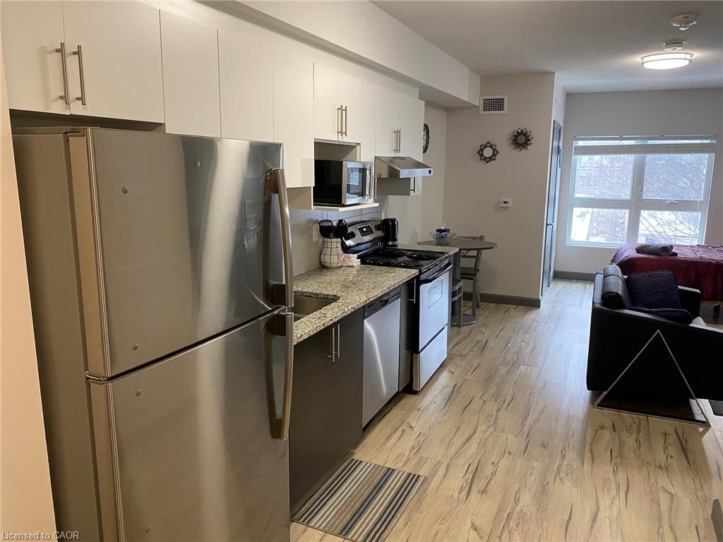 1710-258a Sunview Street Property Photo 14
