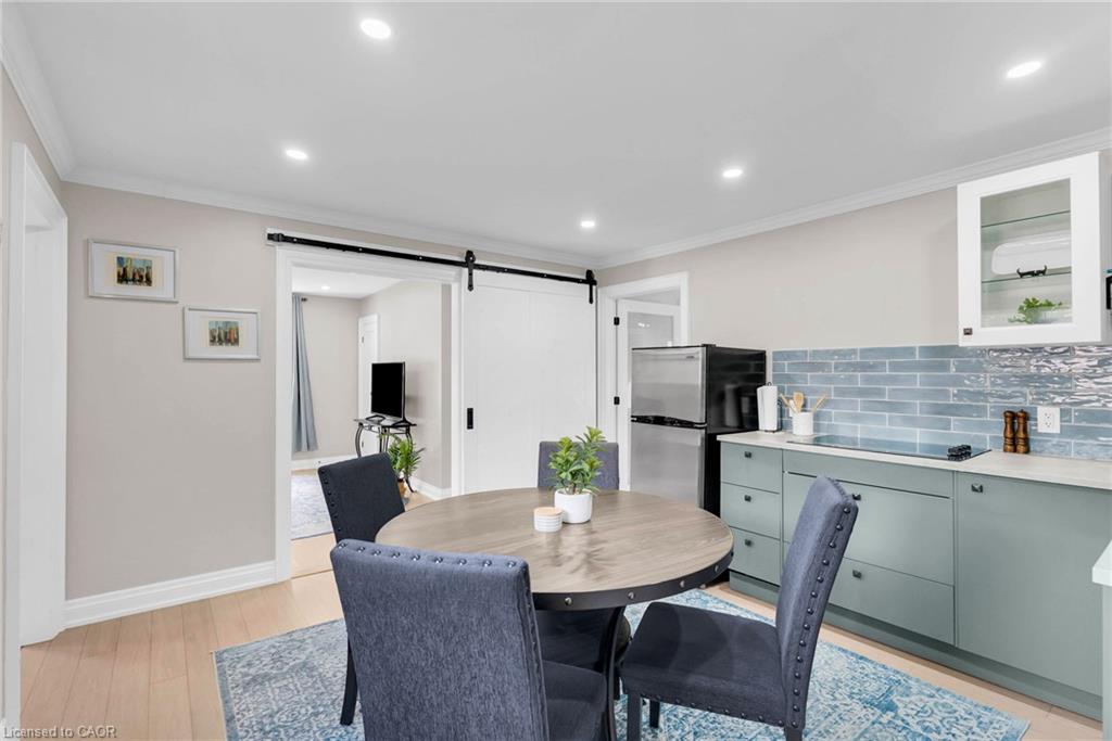 11 Churchill Crescent Property Photo 8