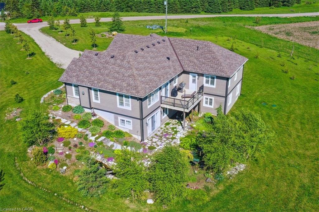 434555 4th Line Property Photo 7