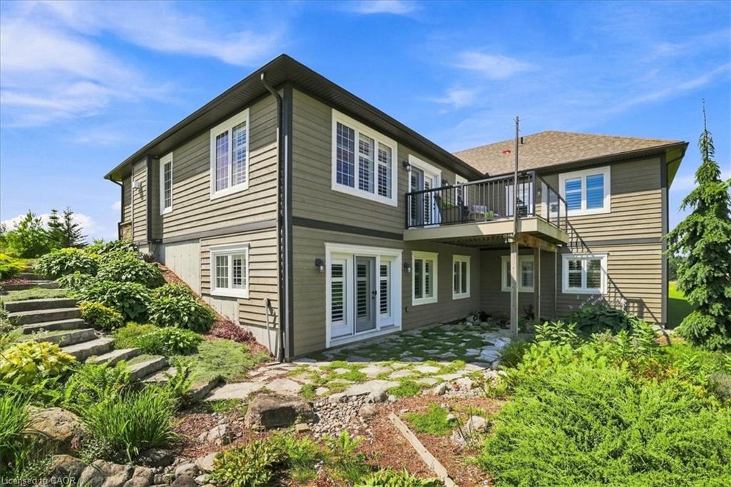 434555 4th Line Property Photo 8