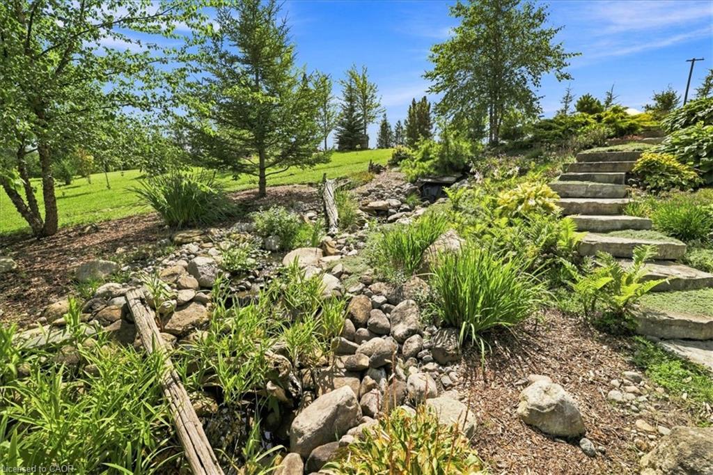 434555 4th Line Property Photo 10