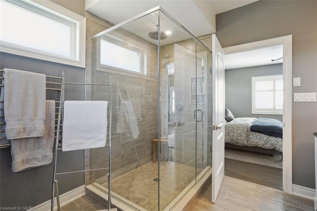 434555 4th Line Property Photo 35