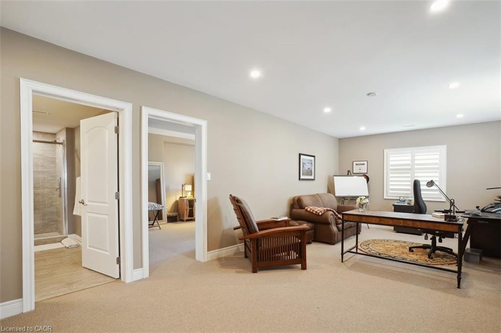 434555 4th Line Property Photo 38