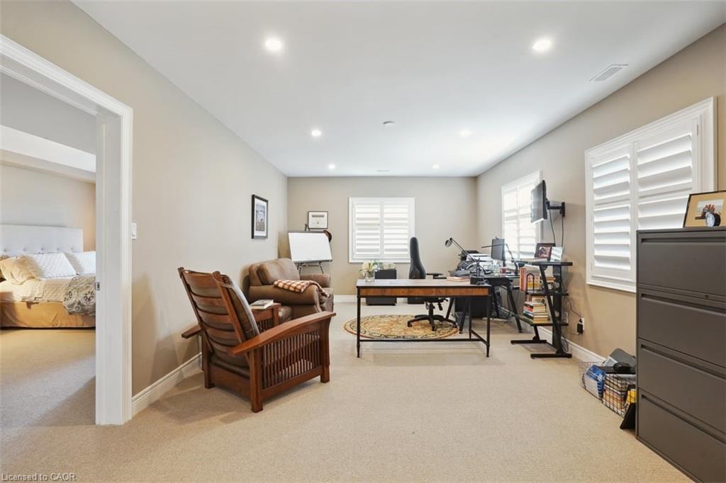434555 4th Line Property Photo 45