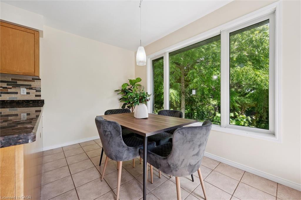 73 Waxwing Crescent Property Photo 15