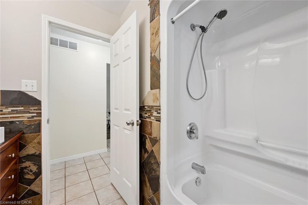 73 Waxwing Crescent Property Photo 23