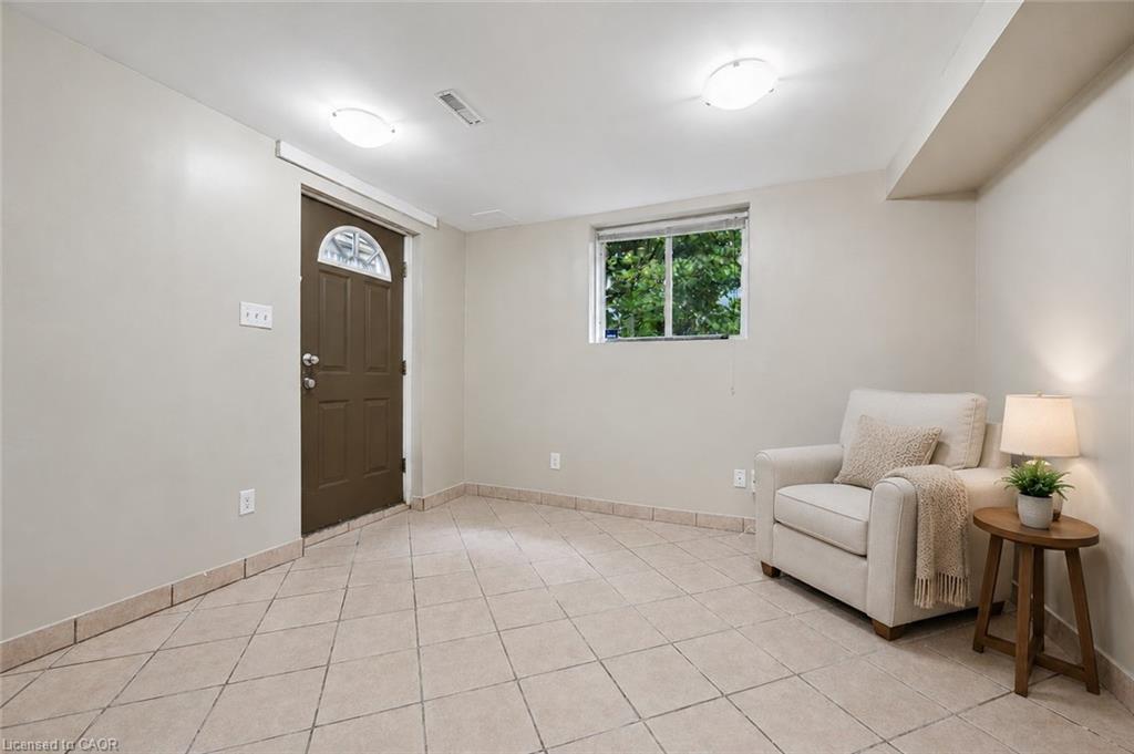 73 Waxwing Crescent Property Photo 31