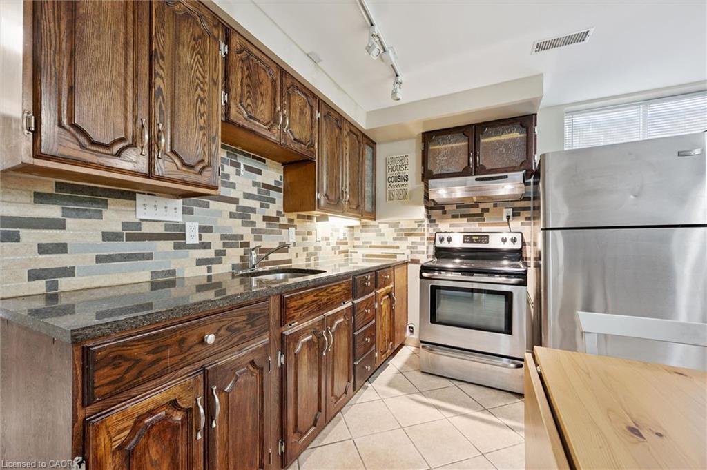 73 Waxwing Crescent Property Photo 35