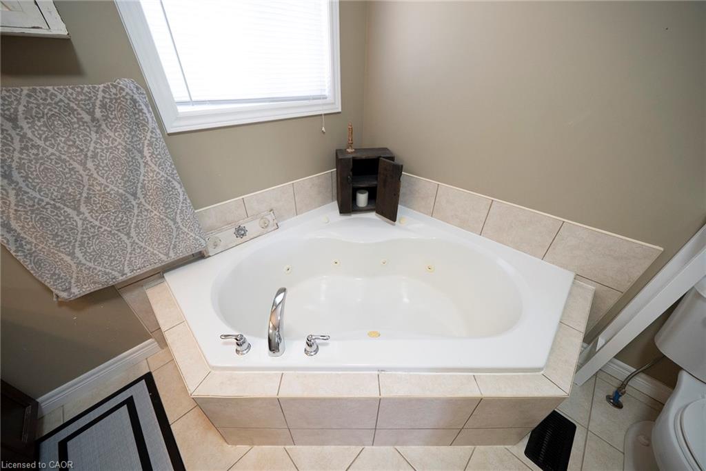 17 Driftwood Drive Property Photo 19