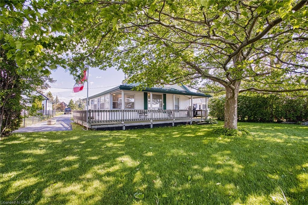15 Horseshoe Bay Road Property Photo 1