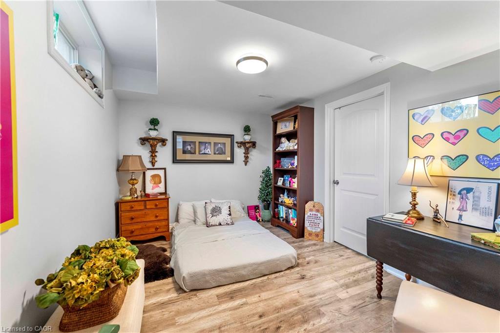 18 Hughes Street Property Photo 7