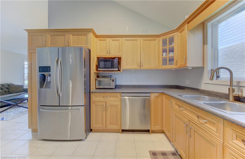 460 Langlaw Drive Property Photo 11
