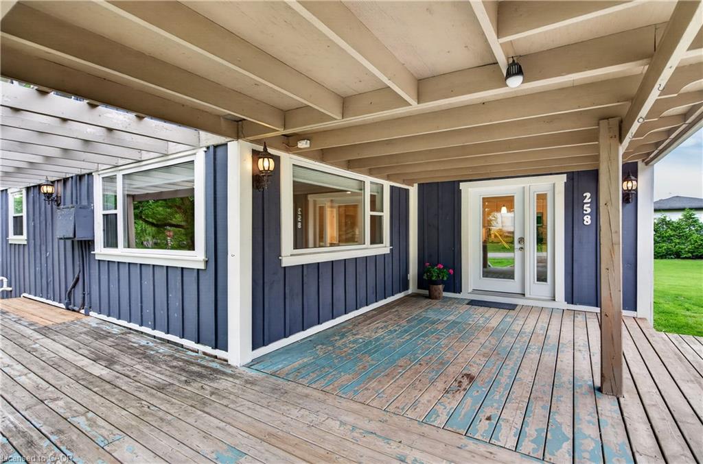 258 Lynden Road Property Photo 4