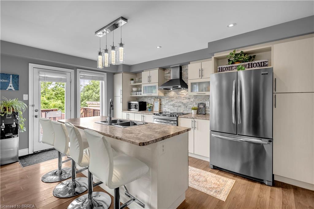 50 Bisset Avenue Property Photo 15