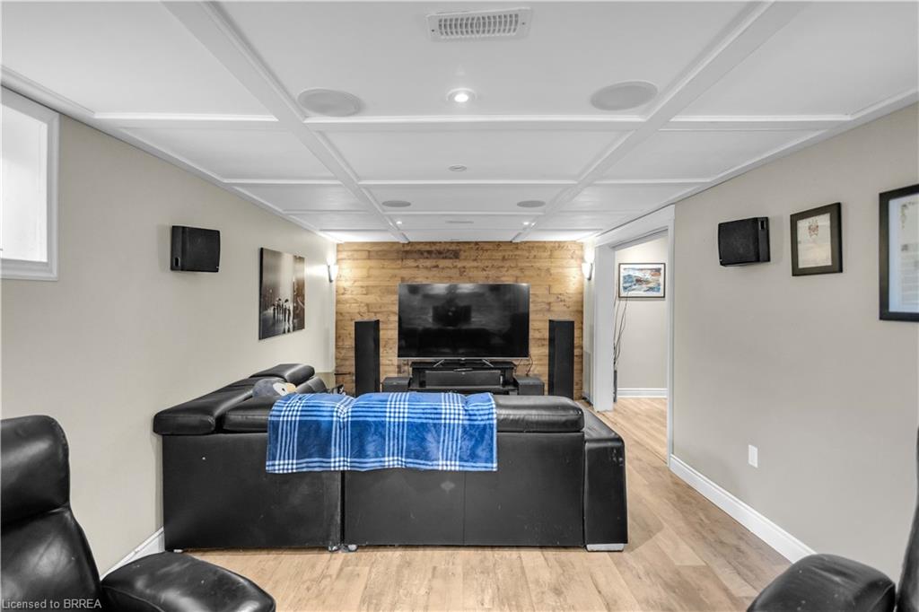50 Bisset Avenue Property Photo 33