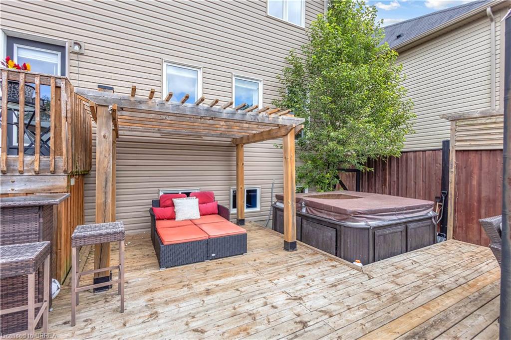 50 Bisset Avenue Property Photo 42