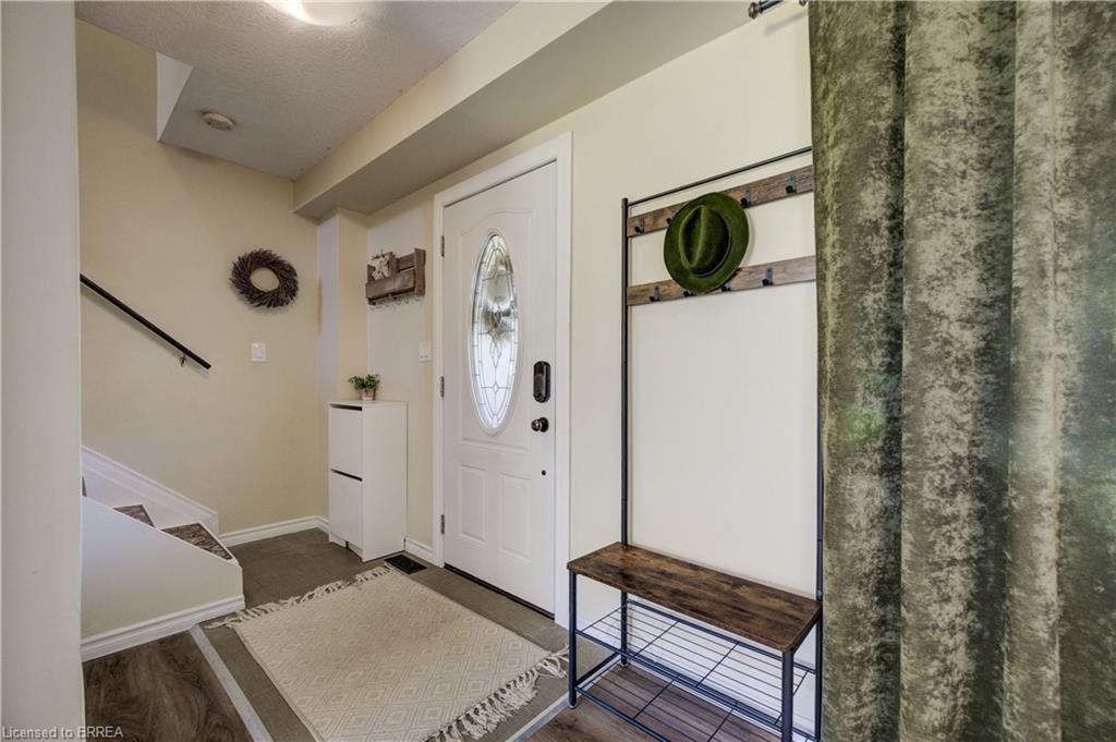 87 Locks Road Property Photo 8