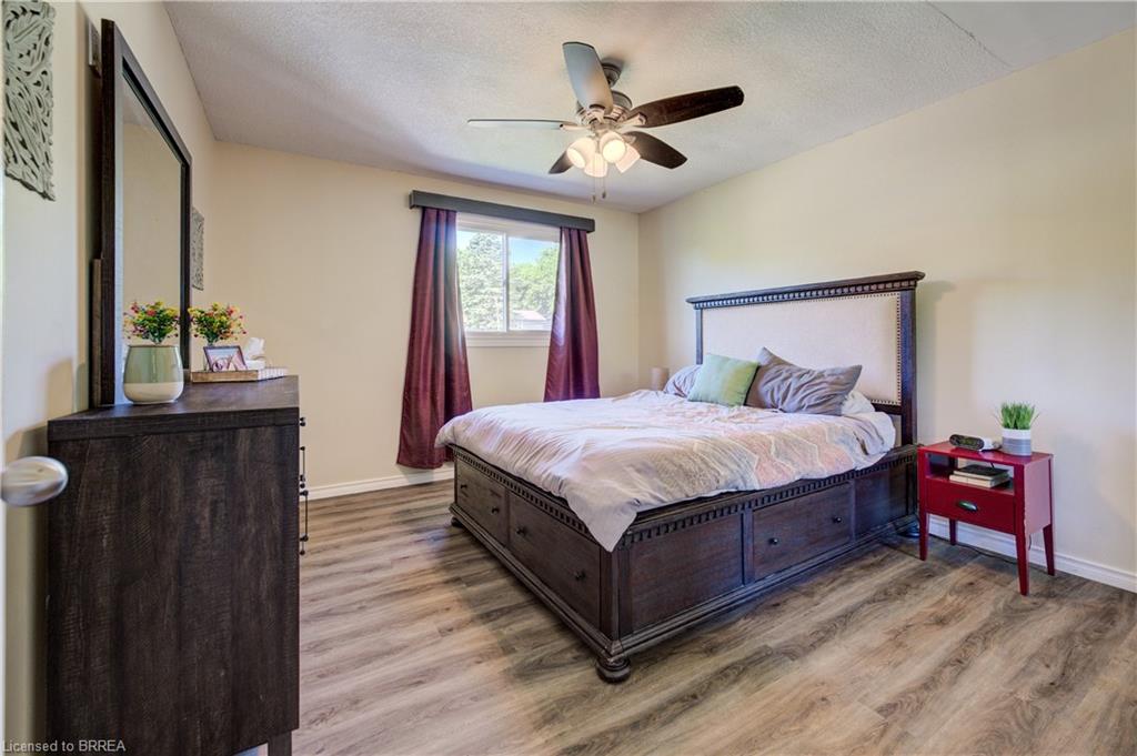 87 Locks Road Property Photo 20