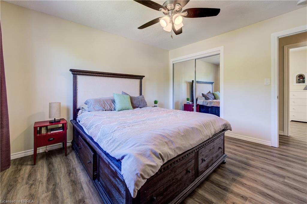 87 Locks Road Property Photo 21