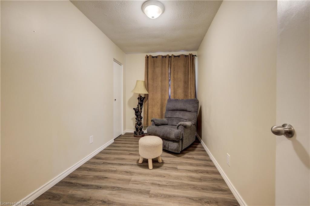 87 Locks Road Property Photo 24