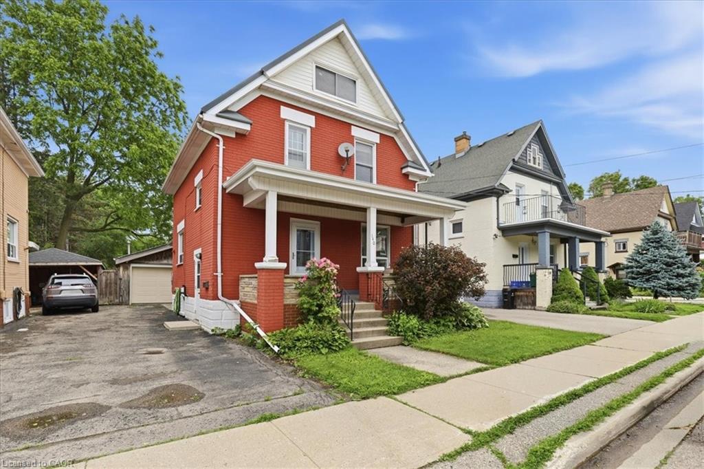 140 Peter Street Property Photo 2