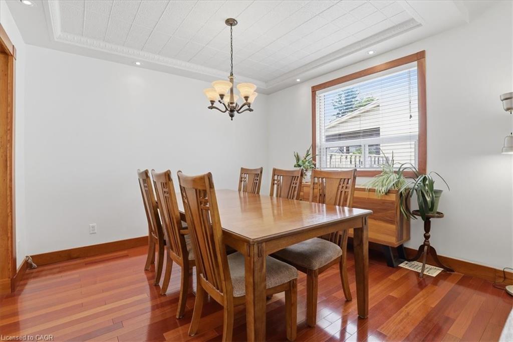 140 Peter Street Property Photo 8