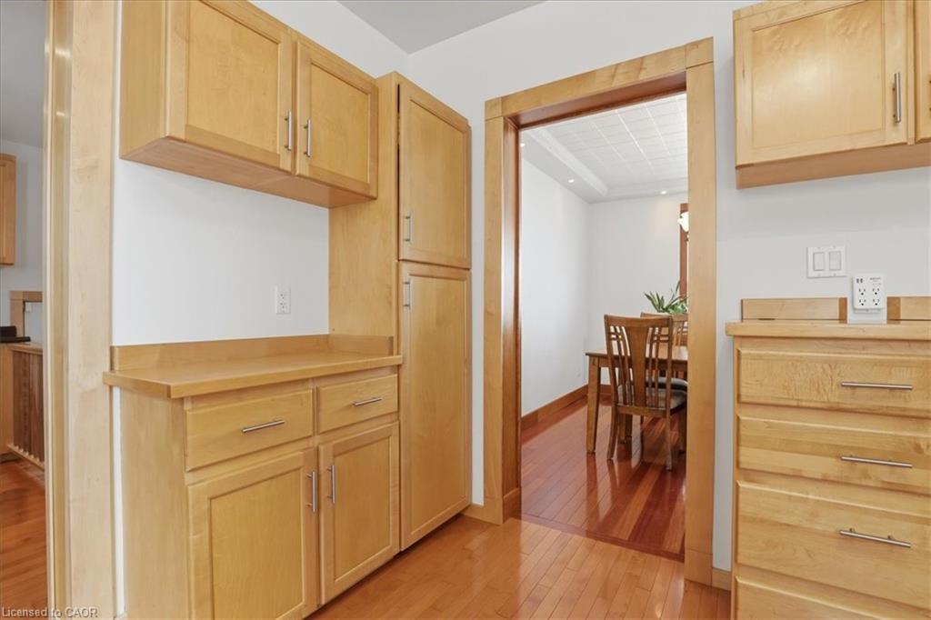 140 Peter Street Property Photo 12