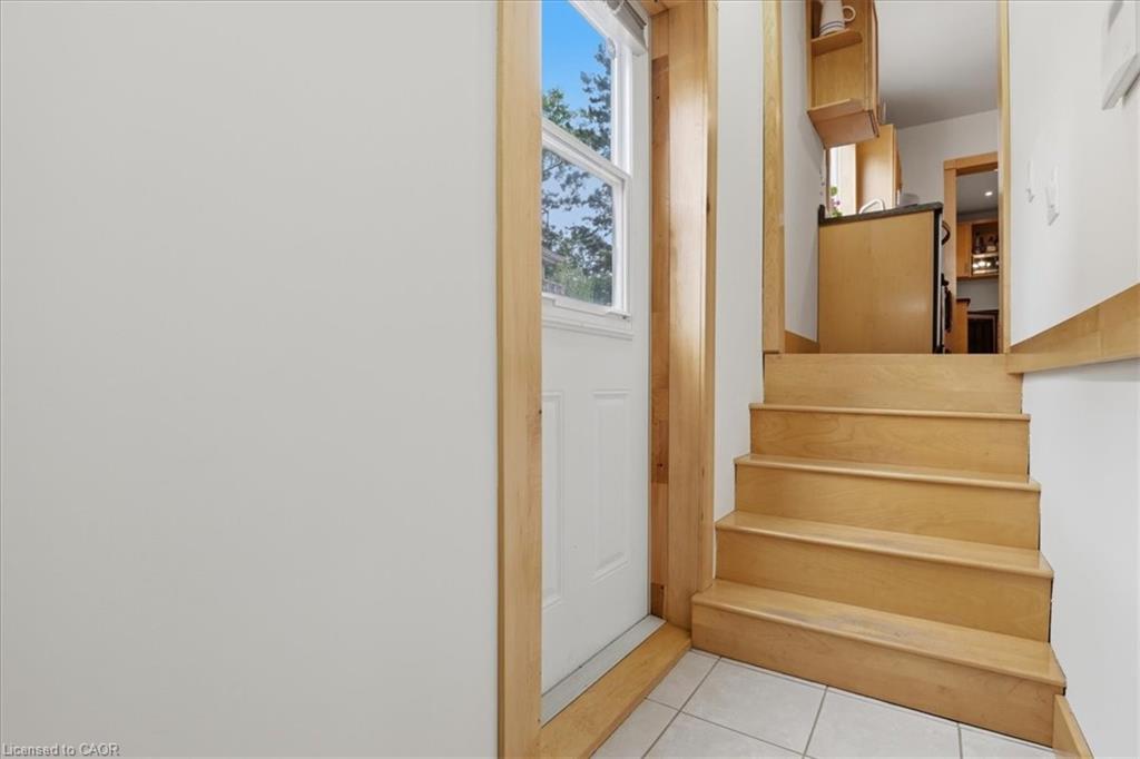 140 Peter Street Property Photo 24