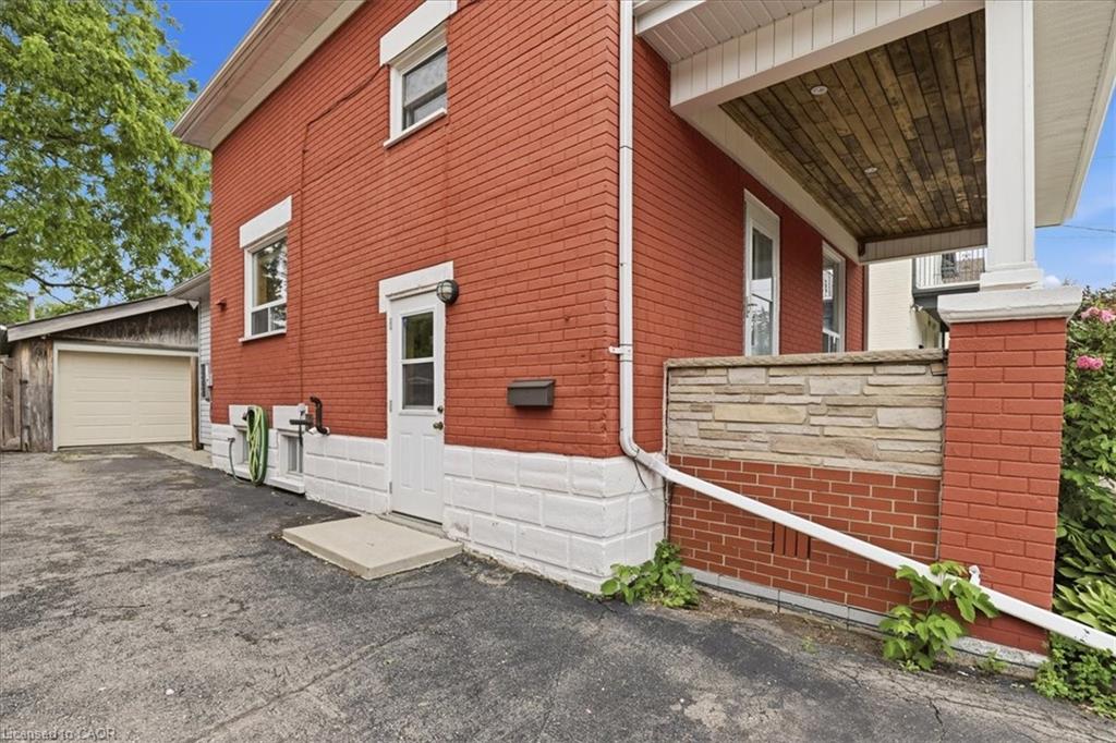 140 Peter Street Property Photo 29
