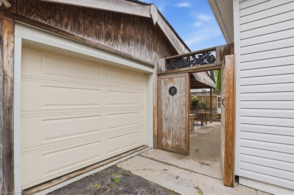 140 Peter Street Property Photo 30
